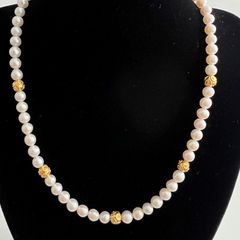 Pearl necklace w/ Gold beads