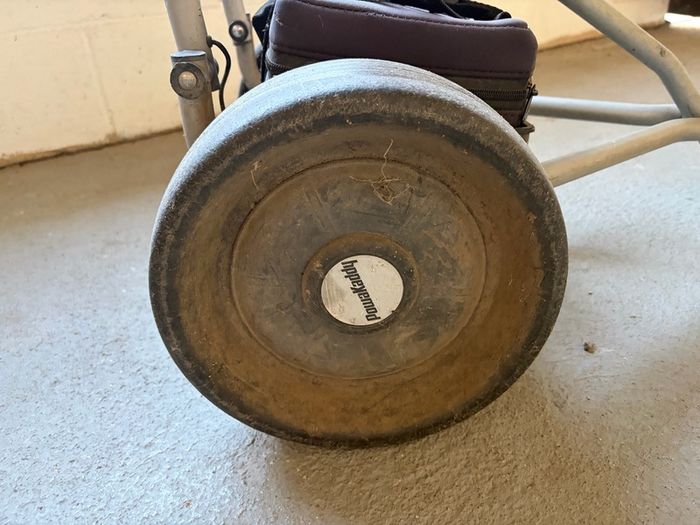 Powakaddy golf trolley