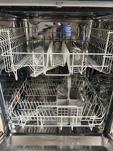 Full size freestanding Dishwasher