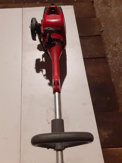 Efco Stark 25TR grass strimmer