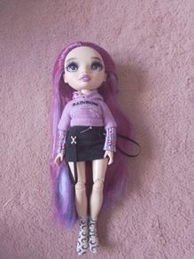 Rainbow High doll, Emi Vanda