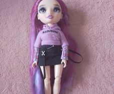 Rainbow High doll, Emi Vanda