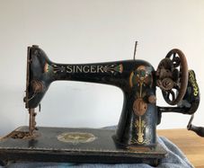 Antique Singer Sowing Machine