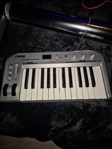 Fame Digital KC25 Midi Controller