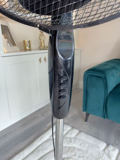 16" Inch, Black Pedestal Fan from Schallen