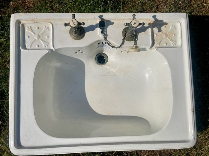 Original Antique Victorian Shanks Toilet Sink Basin