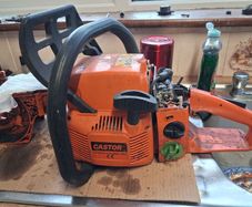 chainsaw castor