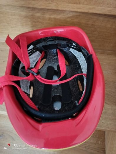 kids/boys bike helmet. Age 5/6