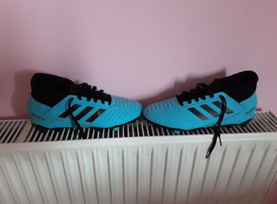 Girls/Womens Aiddas Predator Football Boots