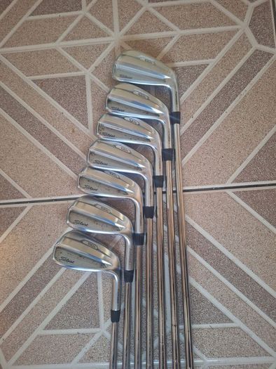 Titleist T100s irons