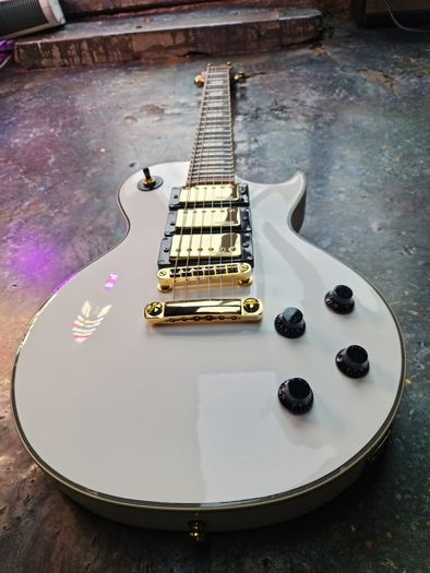 vintage brand les paul white and gold