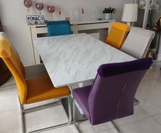 Marble effect table and 6 chairs