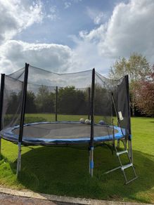 Trampoline