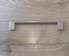 Kitchen cupboard handles Modern Chunky Bar (20x)