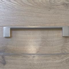 Kitchen cupboard handles Modern Chunky Bar (20x)