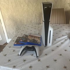 PS5 Disc Edition + Controller + Games