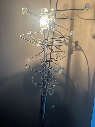 Floor lamp