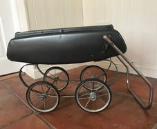 Doll pram - upcycling project