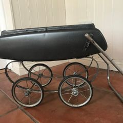 Doll pram - upcycling project