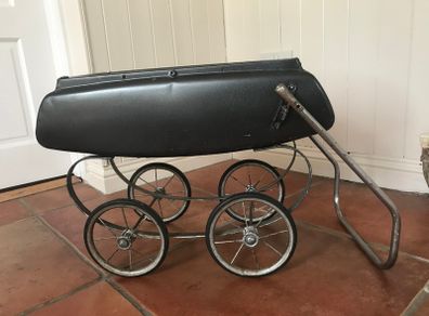 Doll pram - upcycling project