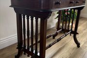 Table  and wooden trunk.