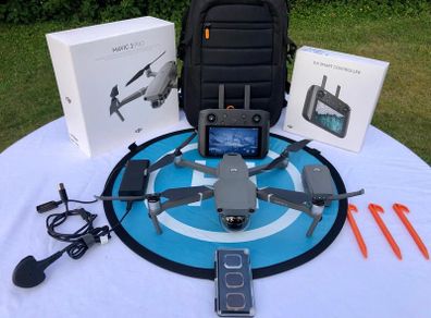 DJI Mavic 2 Pro plus DJI Smart Controller Mint