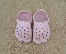 pink Crocs