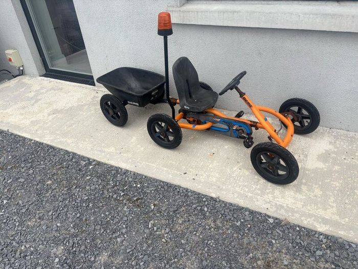Burg go cart