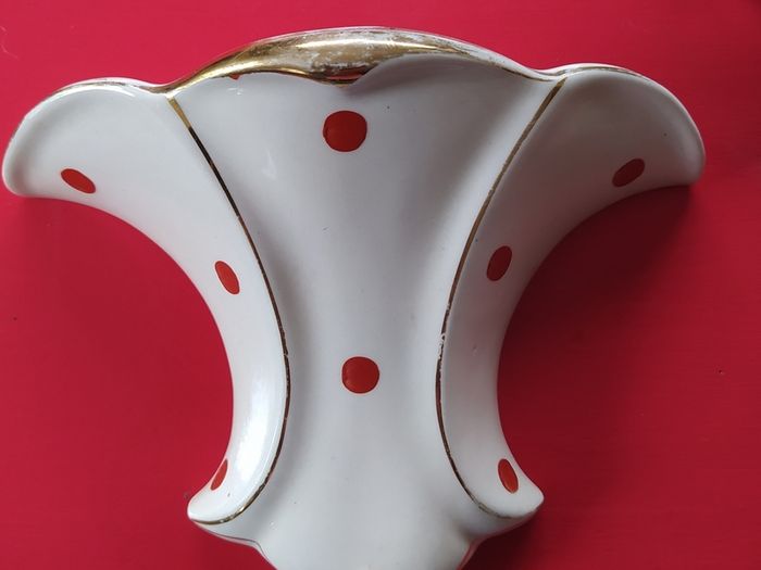 Deco wall vase