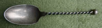 Vintage Sterling Silver Ball Finial  Twist Handle Nut Scoop Spoon 16,7g