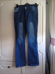 Distressed Jeans with Double-button Waistband