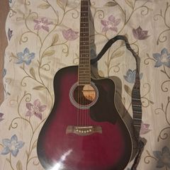 Richwood electro acoustic guitar