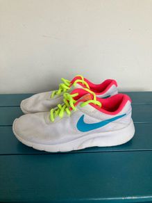 girls nike trainers size 1
