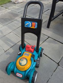 Little Tikes Lawnmower
