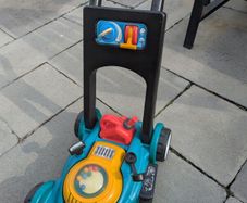 Little Tikes Lawnmower