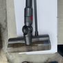 dyson v8 Image 3