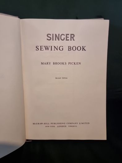 Singer Sewing Book  . Mary Brooks Picken. 1957.