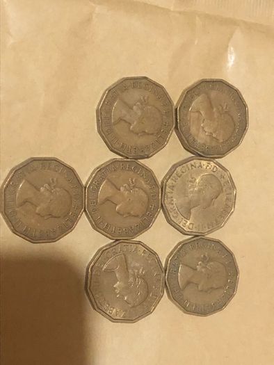 Elizabeth 3 pence x7