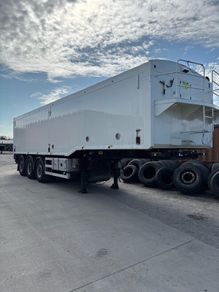2015 Blower trailer
