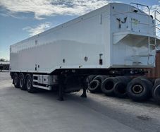 2015 Blower trailer