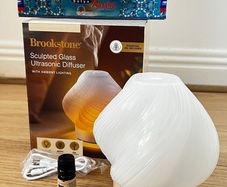 Brookstone Sculpted Glass Ultrasonic Diffuser