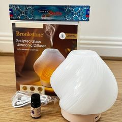 Brookstone Sculpted Glass Ultrasonic Diffuser