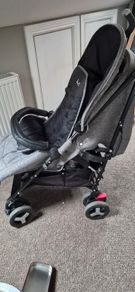 silvercross reflex stroller , perfect condition no spills or stains. From birth to 3+ years