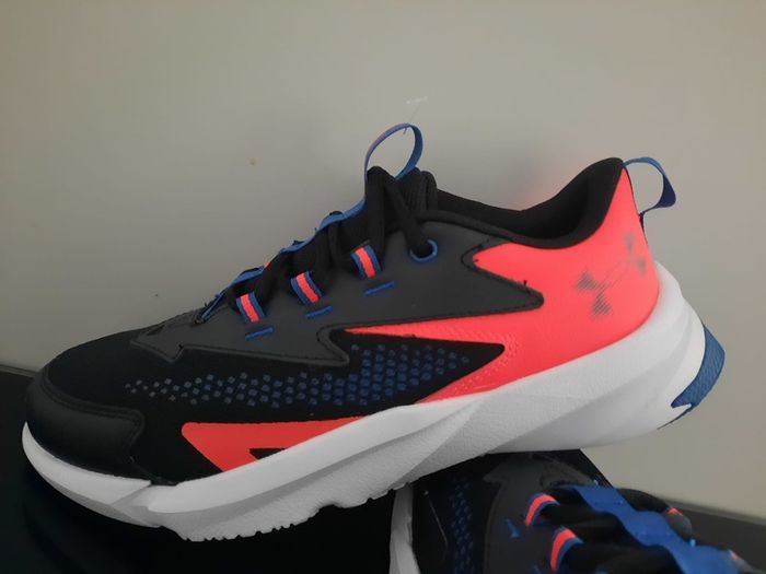 Under Armour Shoes Size 6 UK