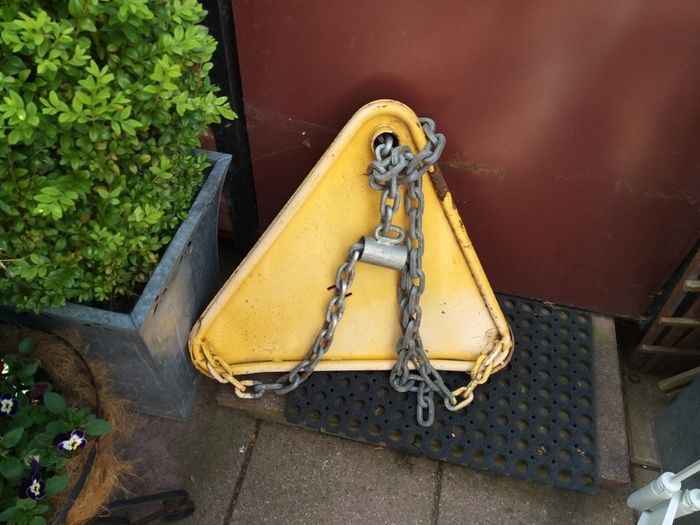 Wheel clamp