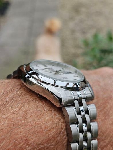 Watch Seiko 5 Automatic.