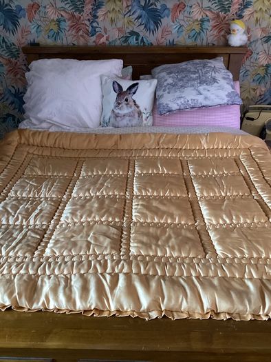 Vintage Slumbalux Satin Padded Quilt