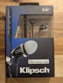 Klipsch S4i with microphone and 3 button remote