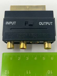 Scart Plug to 3 Phono S-VHS Socket Adaptor (with Left and right audio , S-Video and Video)