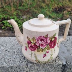 tea pot very old Victorian in perfect condition